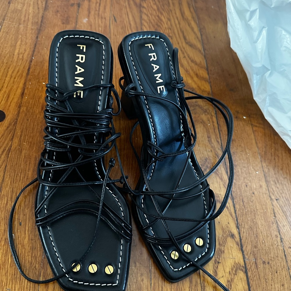Frame Denim Le Doheny Black leather strappy lace up Sandals heels 8.5 - Picture 3 of 9